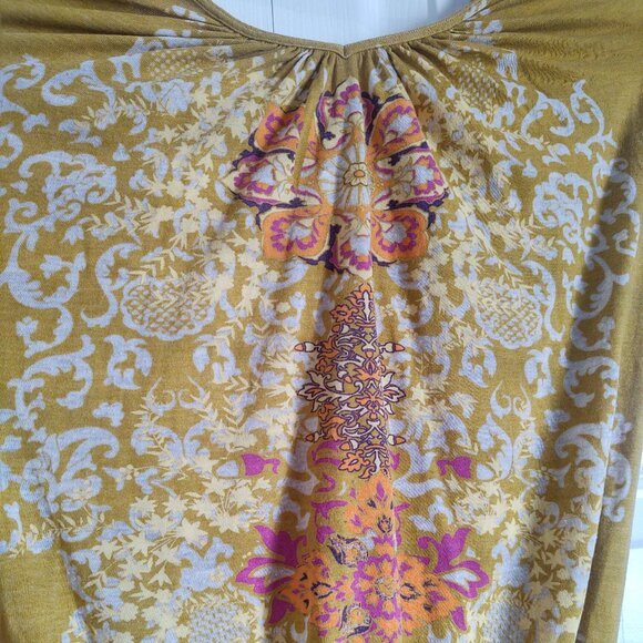 BoHo Top - Picture 2 of 3